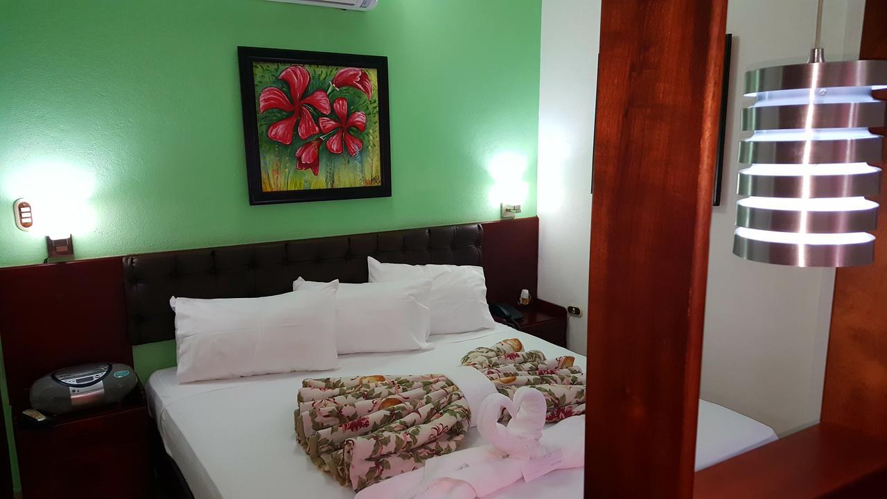 Hotel Don Vito Estelí Esterno foto