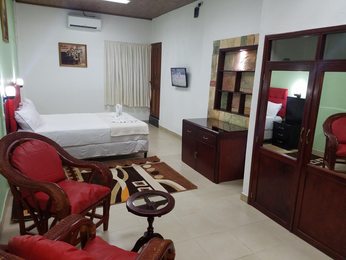 Hotel Don Vito Estelí Esterno foto